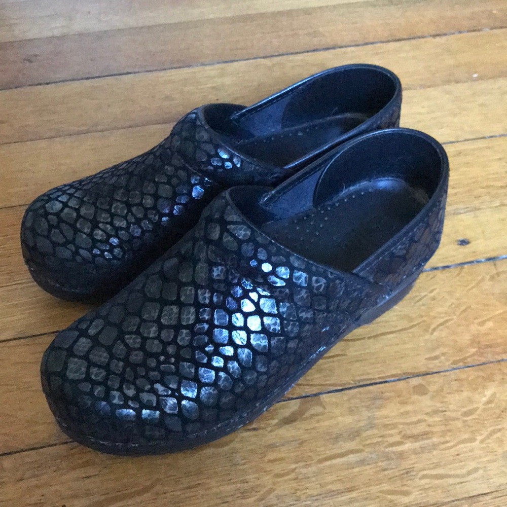 Sanita Clogs